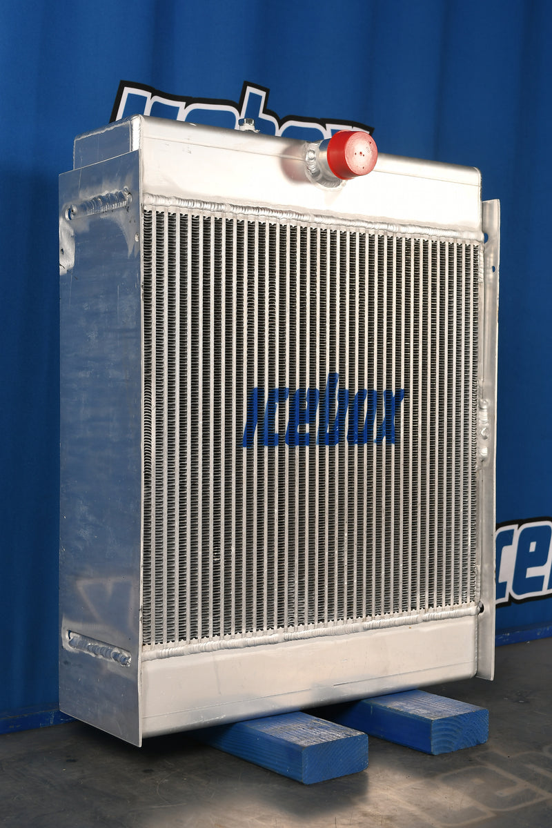 Load image into Gallery viewer, MCI Bus Radiator # 740973

