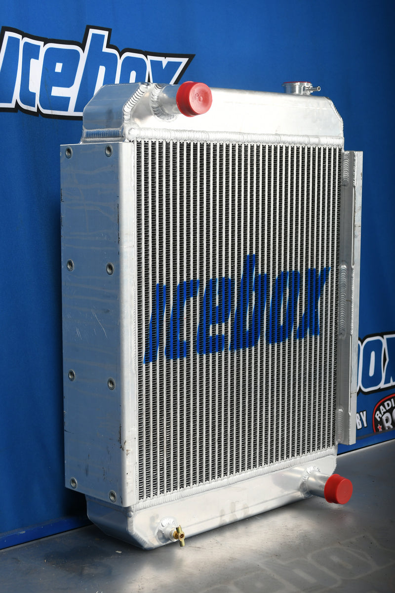 Load image into Gallery viewer, Kubota Chipper Radiator # 820095
