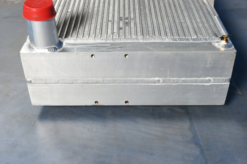 Load image into Gallery viewer, Newmar Motorhome Radiator # 720027
