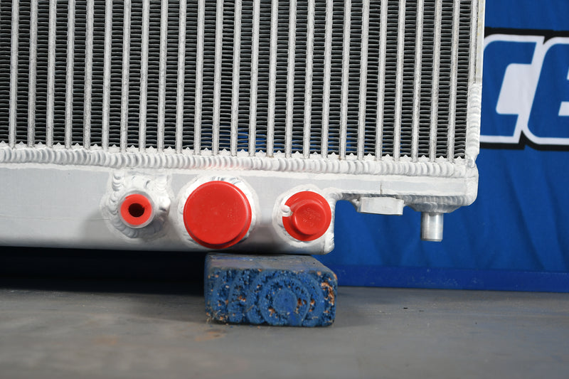 Load image into Gallery viewer, Onan GGLB / 150KW GenSet Radiator # 990072
