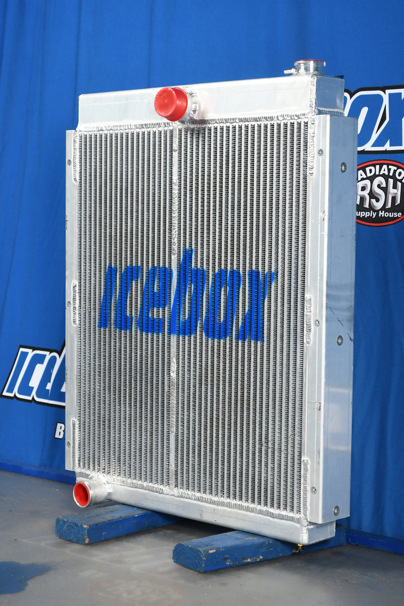Load image into Gallery viewer, New Holland 1095 Hay Wagon Radiator # 910005
