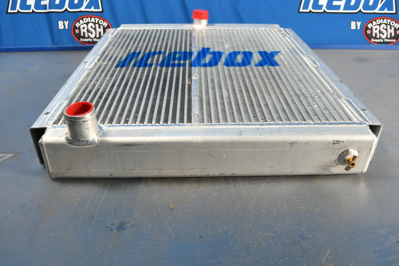 Load image into Gallery viewer, New Holland 1095 Hay Wagon Radiator # 910005
