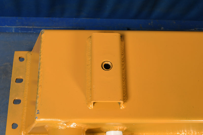 Load image into Gallery viewer, Caterpillar D3B,D3C,D4H Bottom Tank # 865083
