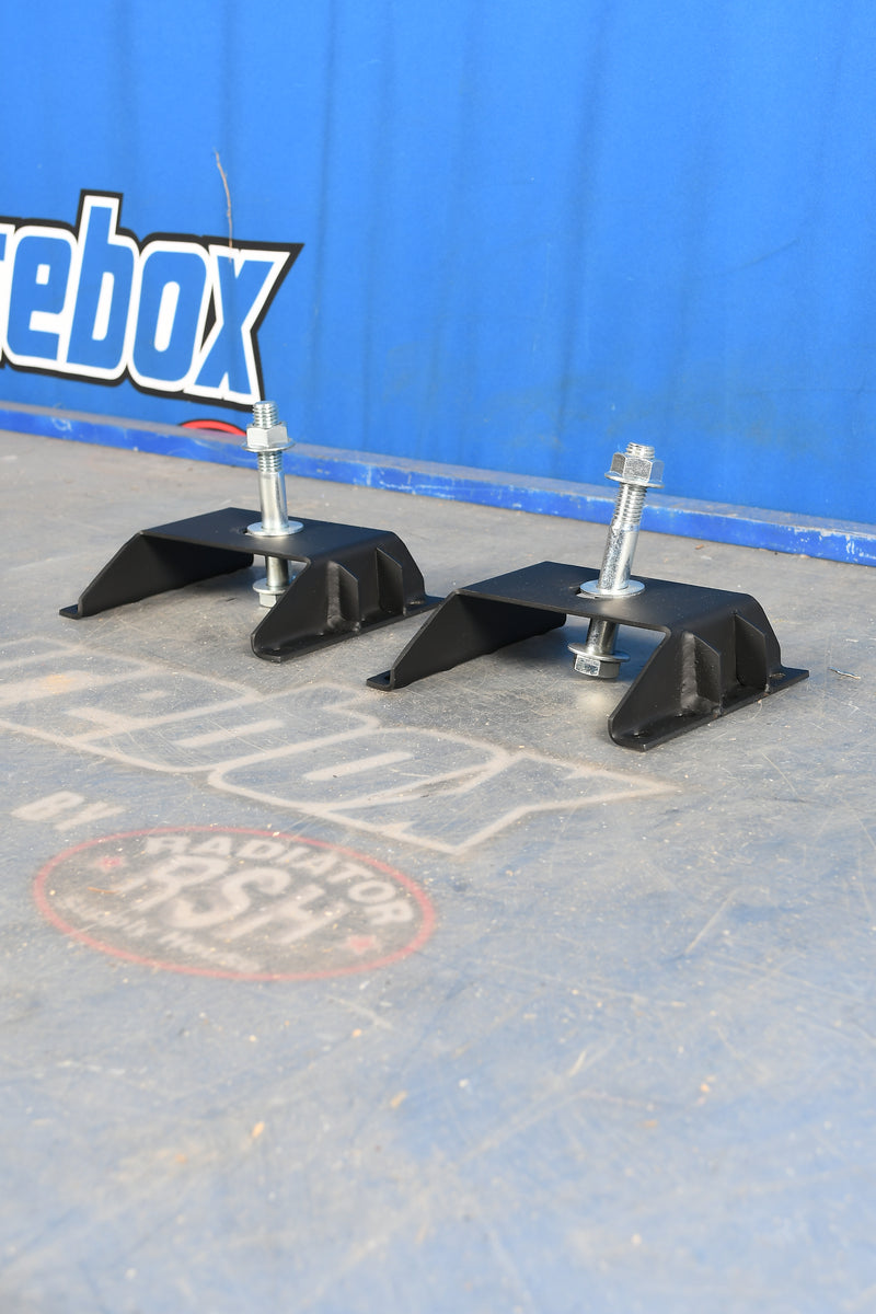 Load image into Gallery viewer, Kenworth Mounting Bracket # 604744
