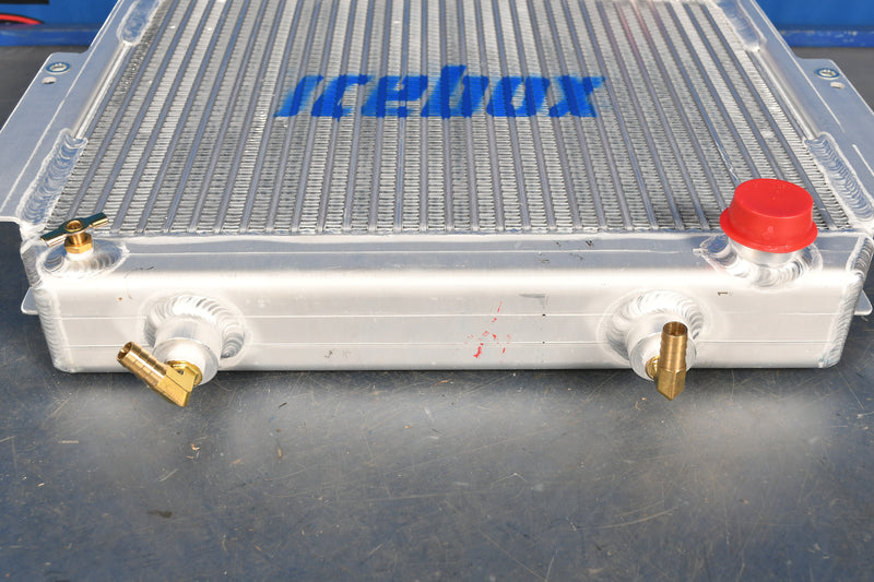 Load image into Gallery viewer, Toyota Forklift Radiator # 940254
