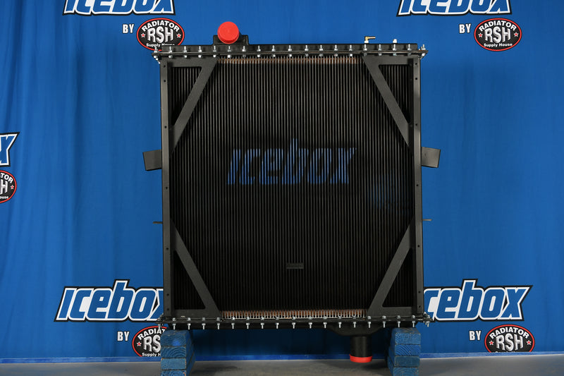 Load image into Gallery viewer, Peterbilt Radiator # 606018
