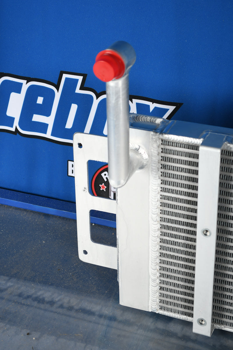 Load image into Gallery viewer, Hyundai 760-7 Oil Cooler # 890823
