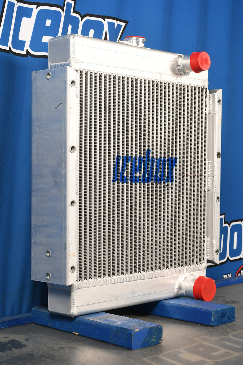 Load image into Gallery viewer, Case W11B Radiator # 845102
