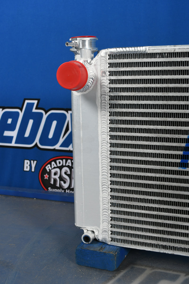 Load image into Gallery viewer, Hyster H155FT Radiator # 940138
