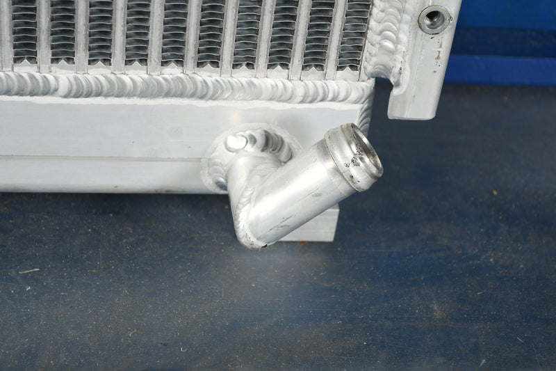 Load image into Gallery viewer, John Deere 670 Radiator # 870137

