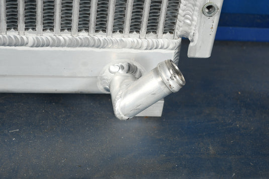 John Deere 670 Radiator