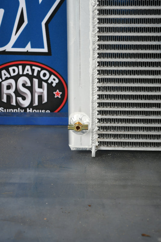 Ford F750 Radiator # 600071 – Radiator Supply House