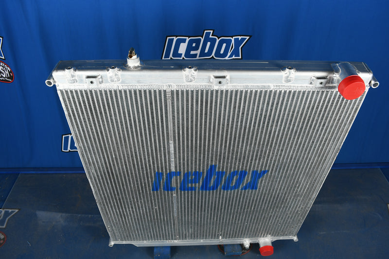 Load image into Gallery viewer, Freightliner Truck Radiator # 601622
