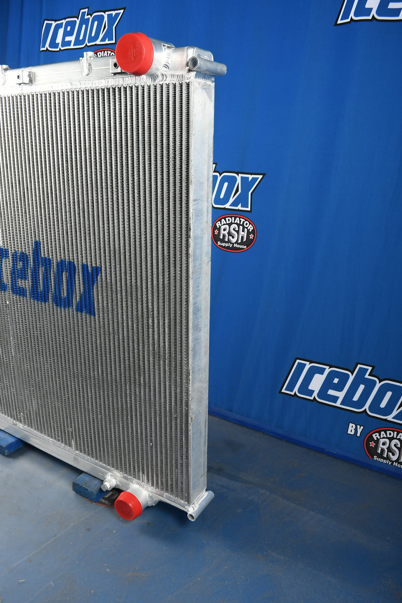 Load image into Gallery viewer, Freightliner Truck Radiator # 601622
