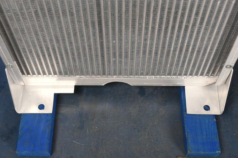 Load image into Gallery viewer, John Deere 4440 Radiator # 870427
