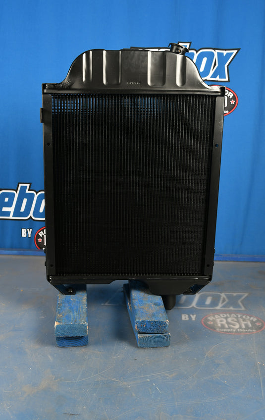 John Deere 2510, 2520, 4276D, 421DF Radiator
