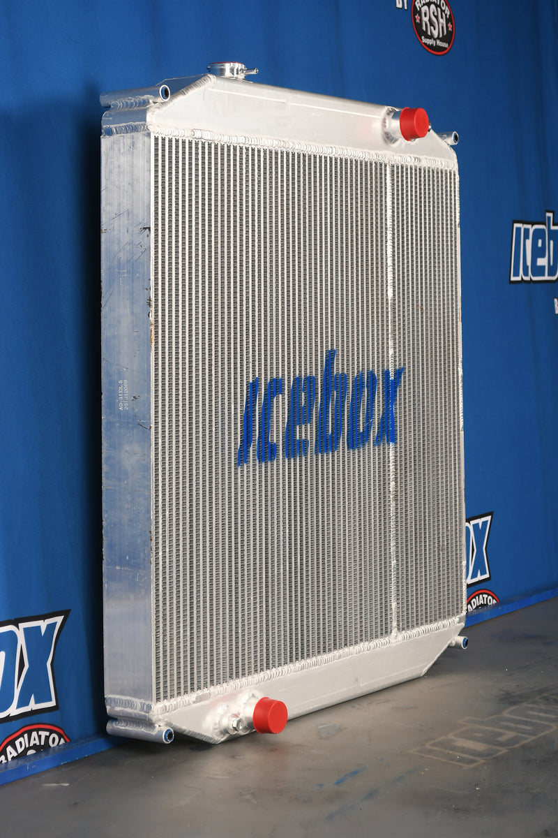 Load image into Gallery viewer, New Holland H8080 Radiator # 910025
