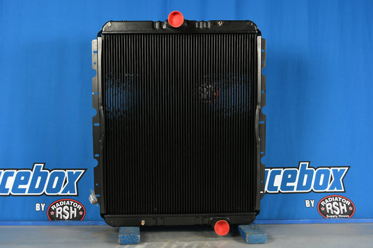 International 493361C4, 493361C3, 493361C2 Radiator