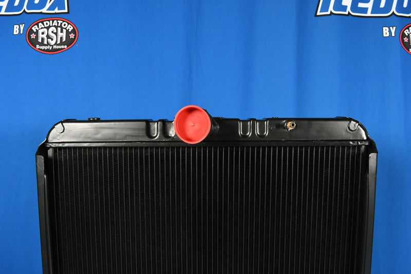Load image into Gallery viewer, International 493361C4, 493361C3, 493361C2 Radiator # 603007
