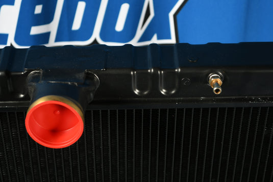 International 493361C4, 493361C3, 493361C2 Radiator