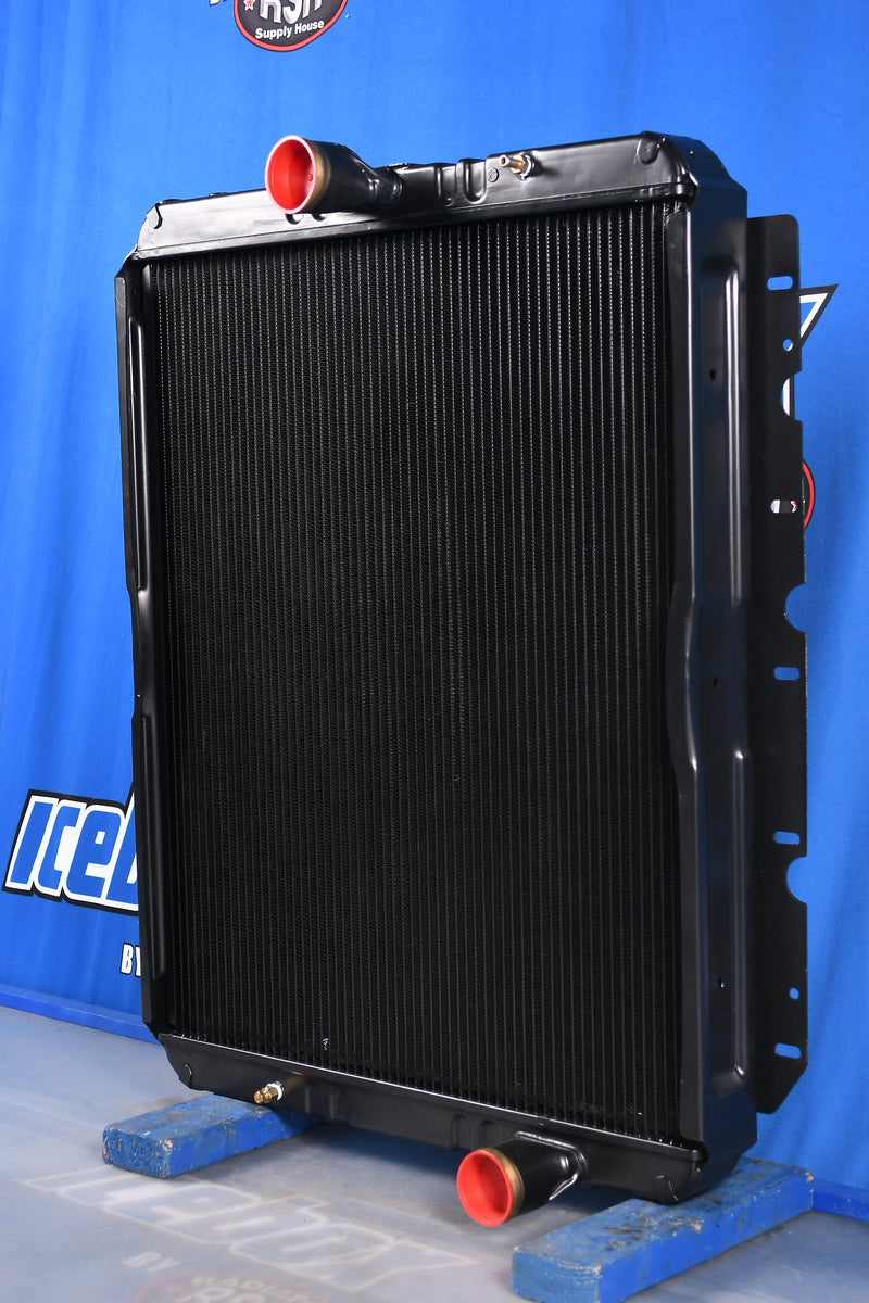 Load image into Gallery viewer, International 493361C4, 493361C3, 493361C2 Radiator # 603007
