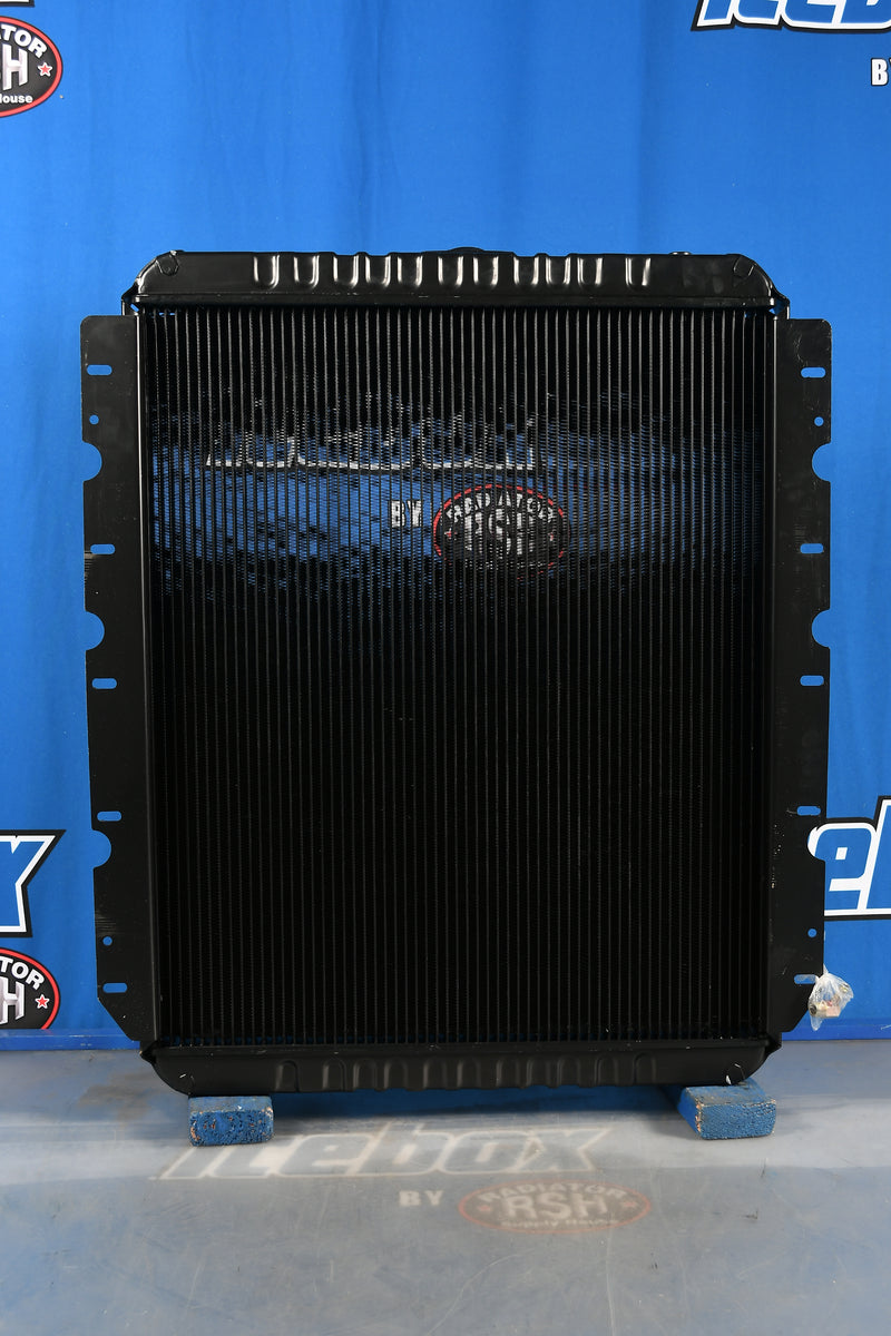 Load image into Gallery viewer, International 493361C4, 493361C3, 493361C2 Radiator # 603007
