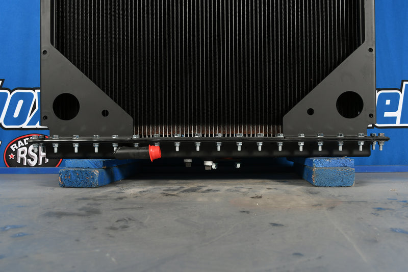 Load image into Gallery viewer, Kenworth T800, T600, W900 Radiator # 604026
