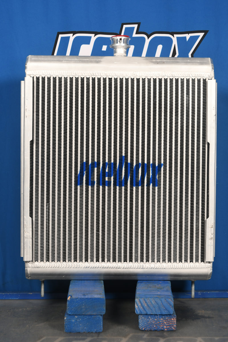 Load image into Gallery viewer, Vermeer Ford 1250 Radiator # 950080
