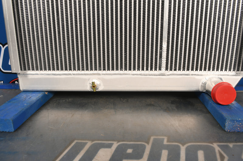 Load image into Gallery viewer, Case 9250, 9260, 9350 Radiator # 845855
