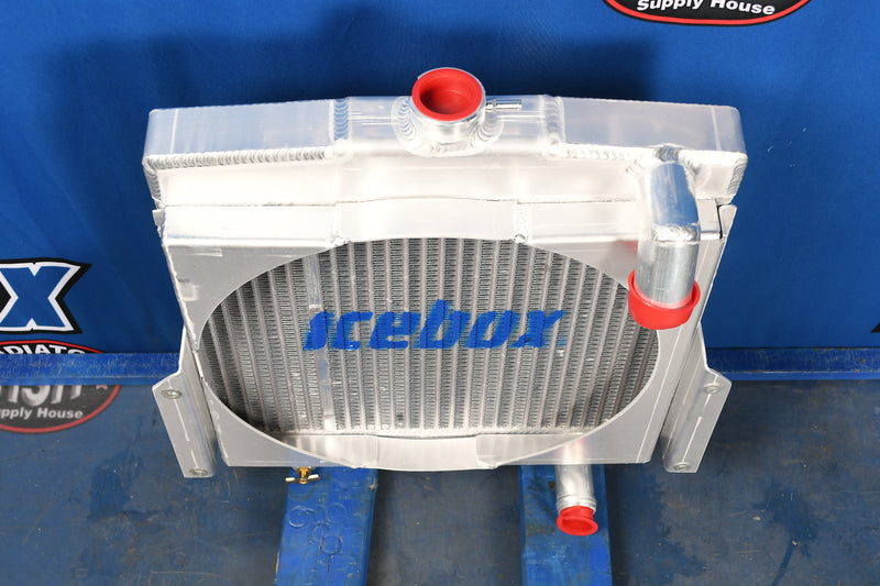 Load image into Gallery viewer, Yale GF20, Forklift Radiator # 940257
