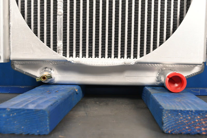 Load image into Gallery viewer, Yale GF20, Forklift Radiator # 940257

