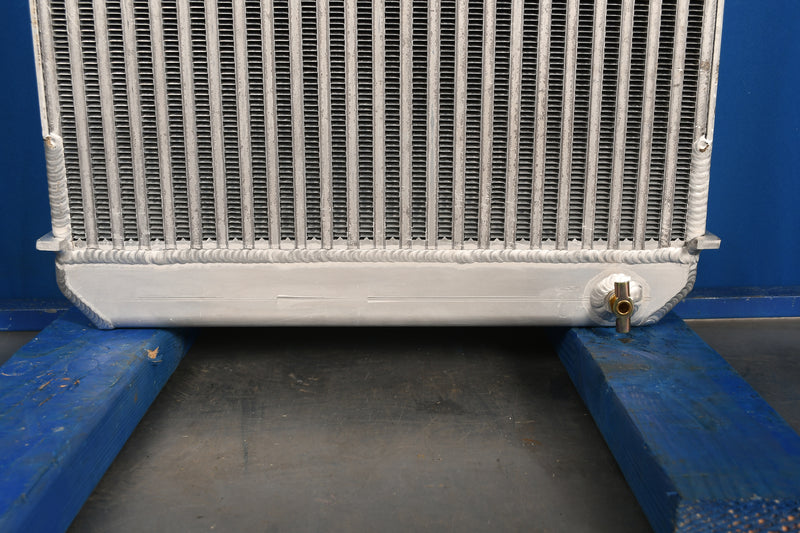 Load image into Gallery viewer, John Deere 3400 Telehandler Radiator # 870222

