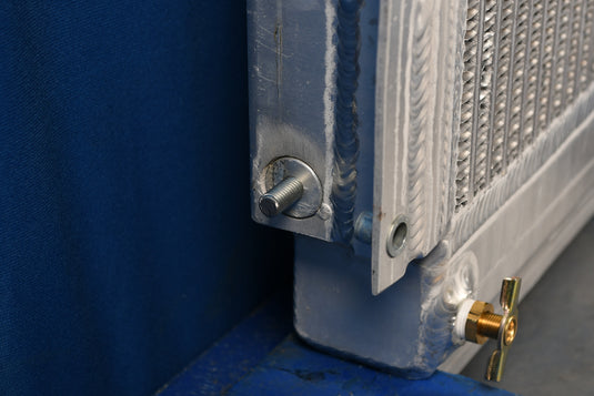 Isuzu 3CE1-BDZP1E Radiator