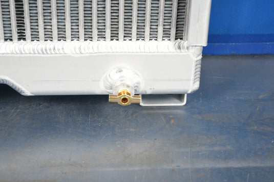 Genie 842 Telehandler Radiator