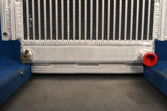 Isuzu 3CE1-BDZP1E Radiator
