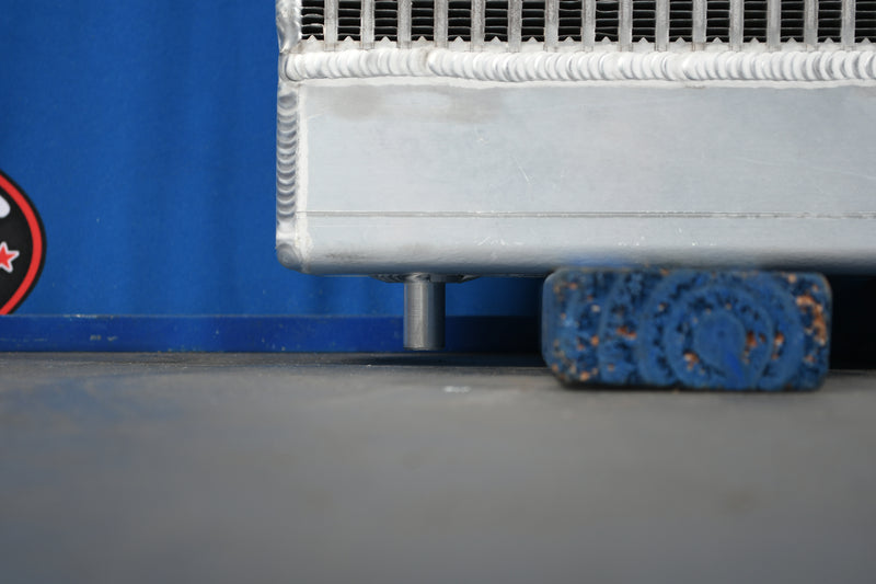 Load image into Gallery viewer, Komatsu PC240LC-11 Radiator # 930191
