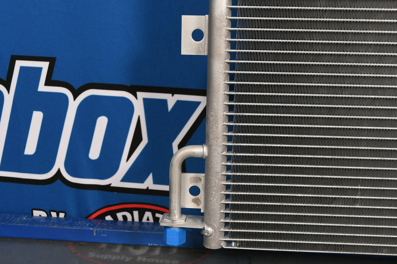 Load image into Gallery viewer, Kenworth T-600, T-800, W900L, T-400 AC Condenser # 604760
