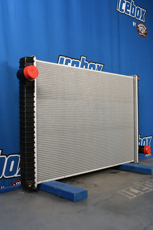 Kenworth T-300, FLD112 , FLD120 & FLD13 Radiator