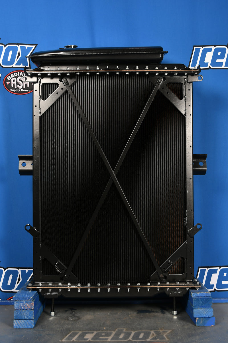 Load image into Gallery viewer, Kenworth T-600, T-800 Radiator # 604024
