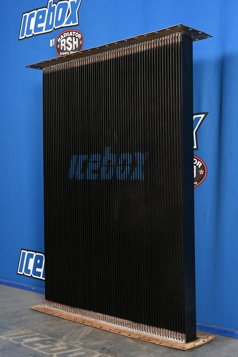 Load image into Gallery viewer, Kenworth T-800 / T-600 / W900L Radiator Core # 604212
