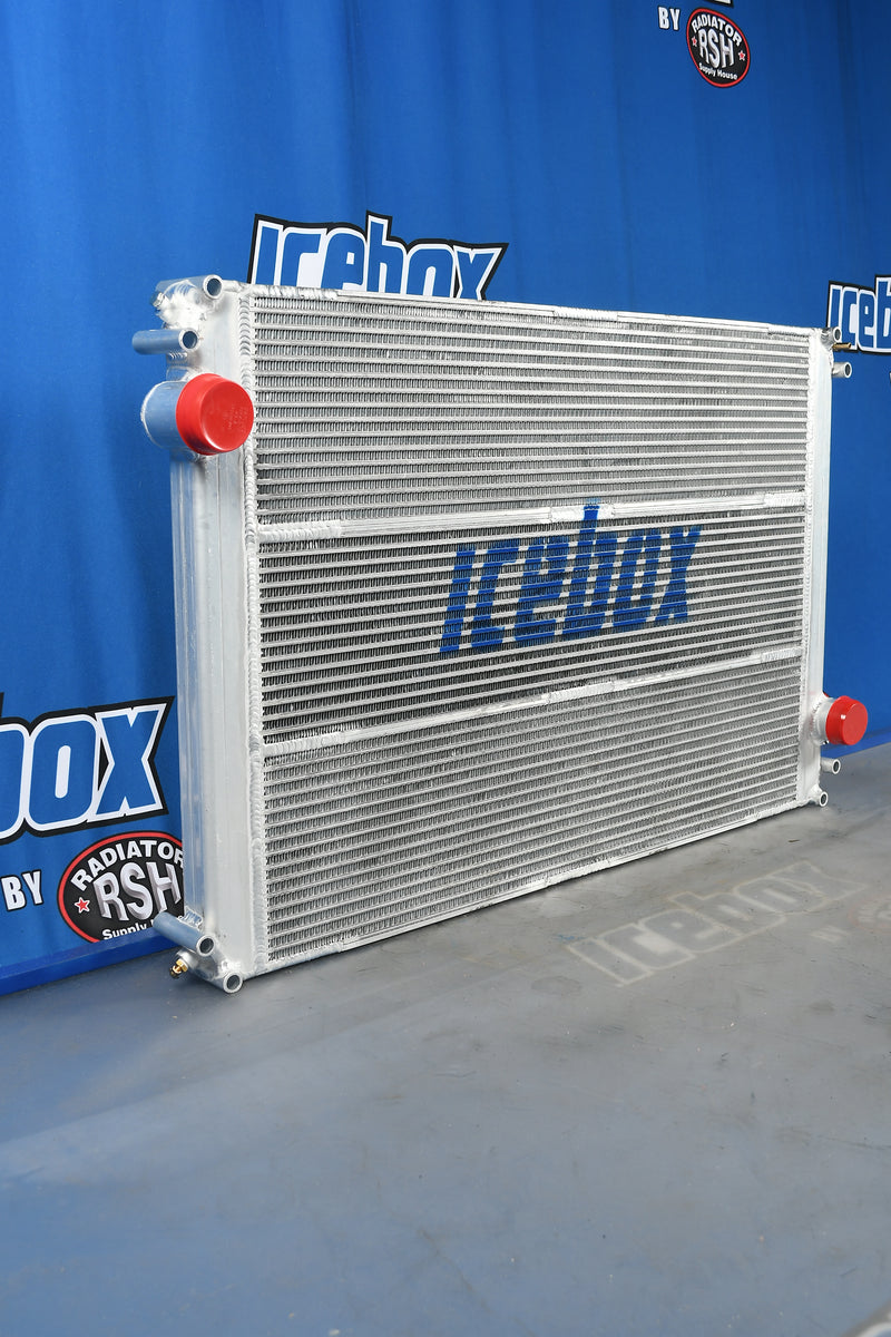 Load image into Gallery viewer, Fleetwood Discovery Radiator # 720025
