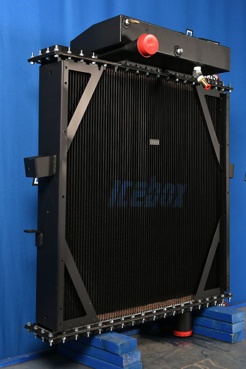 Load image into Gallery viewer, Peterbilt Radiator # 606082
