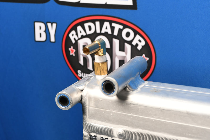 Load image into Gallery viewer, Freightliner Radiator # 601182
