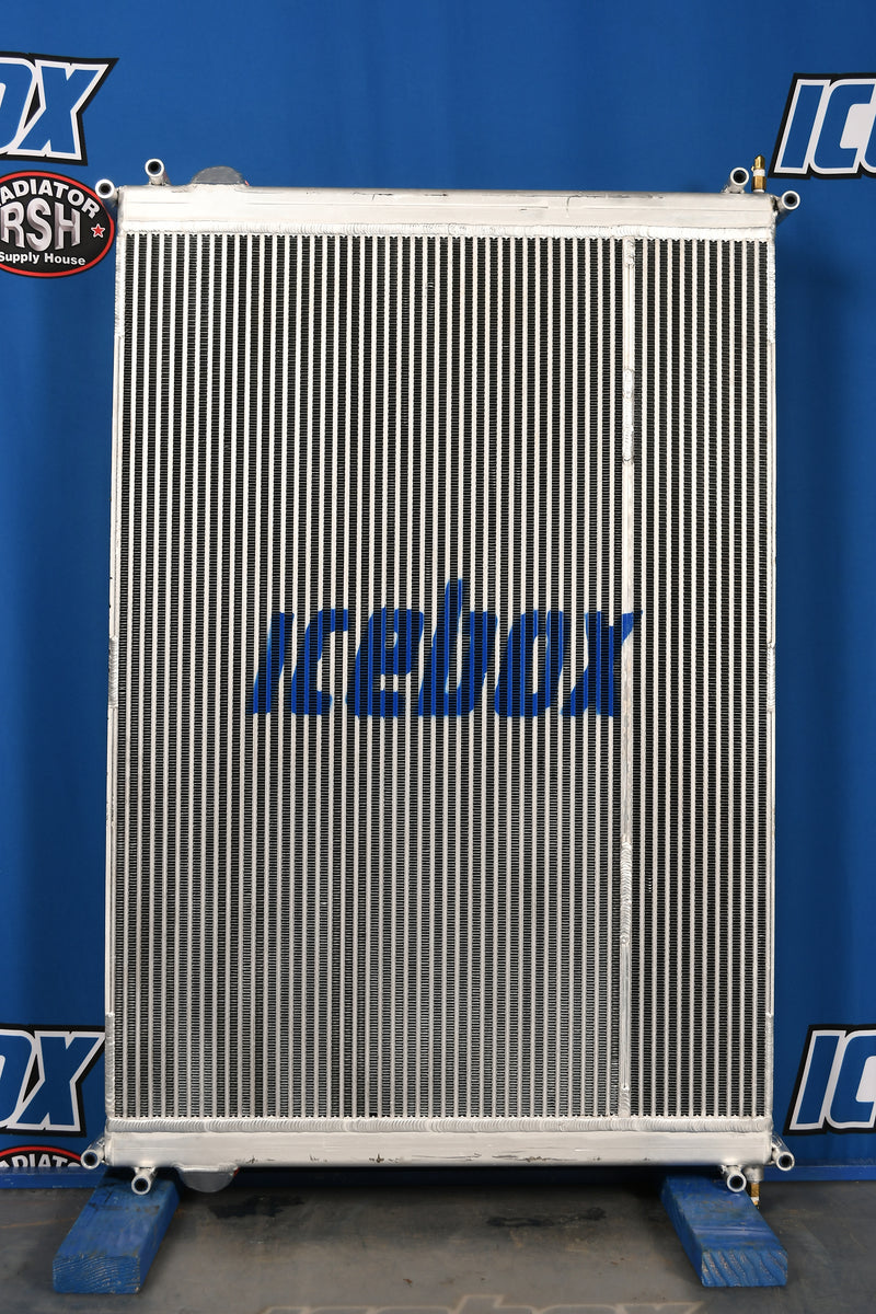 Load image into Gallery viewer, Freightliner Radiator # 601182
