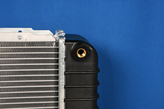 Peterbilt 330, 335, 340 Series T300 Radiator