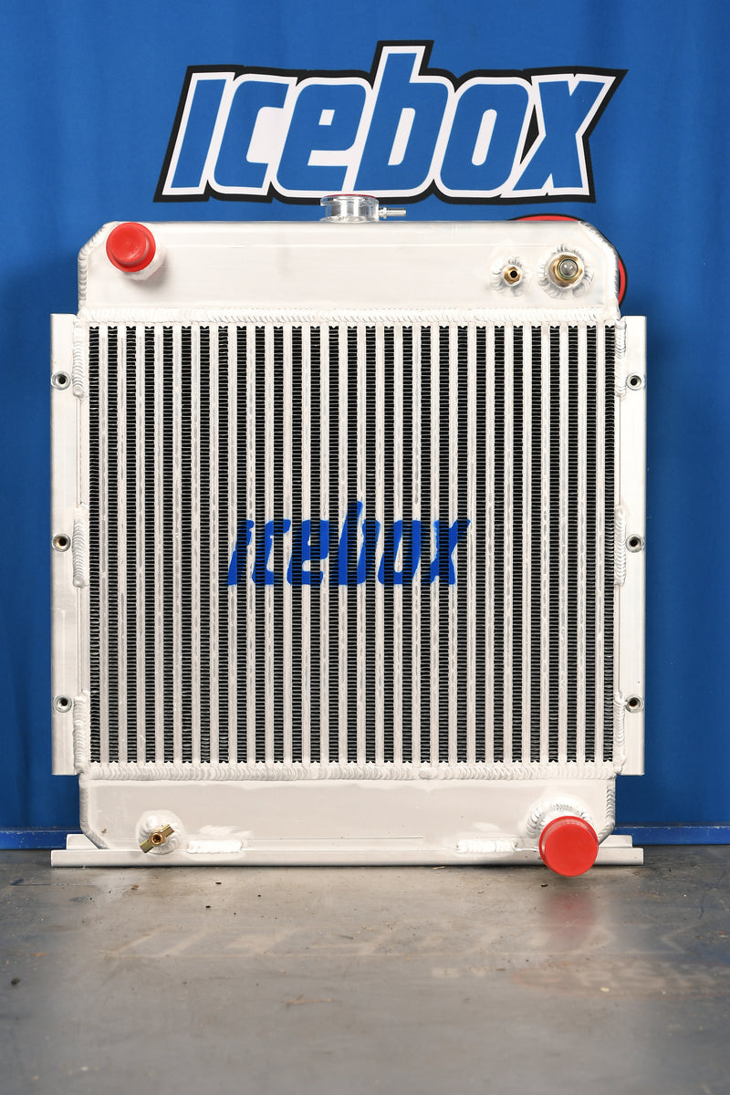 Load image into Gallery viewer, Bandit Chipper Radiator # 950202
