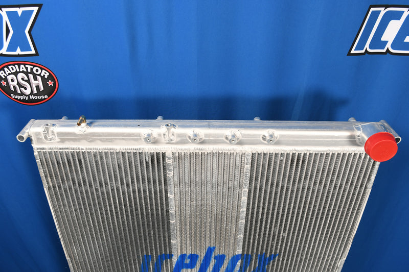 Load image into Gallery viewer, Freightliner Radiator # 601184

