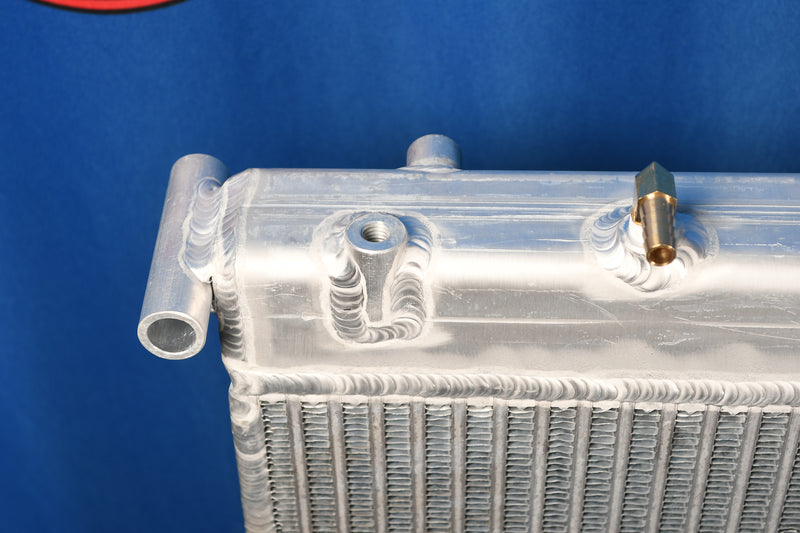 Load image into Gallery viewer, Freightliner Radiator # 601184
