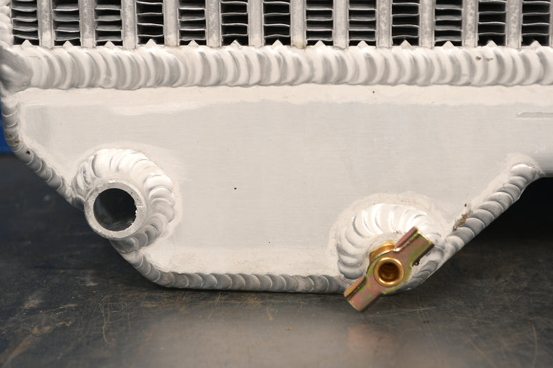Load image into Gallery viewer, Case MX100, MX110, MX120, MX135 Radiator # 845264
