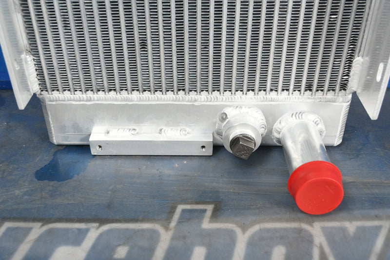 Load image into Gallery viewer, Cummins Rail Spike Puller Radiator # 890964
